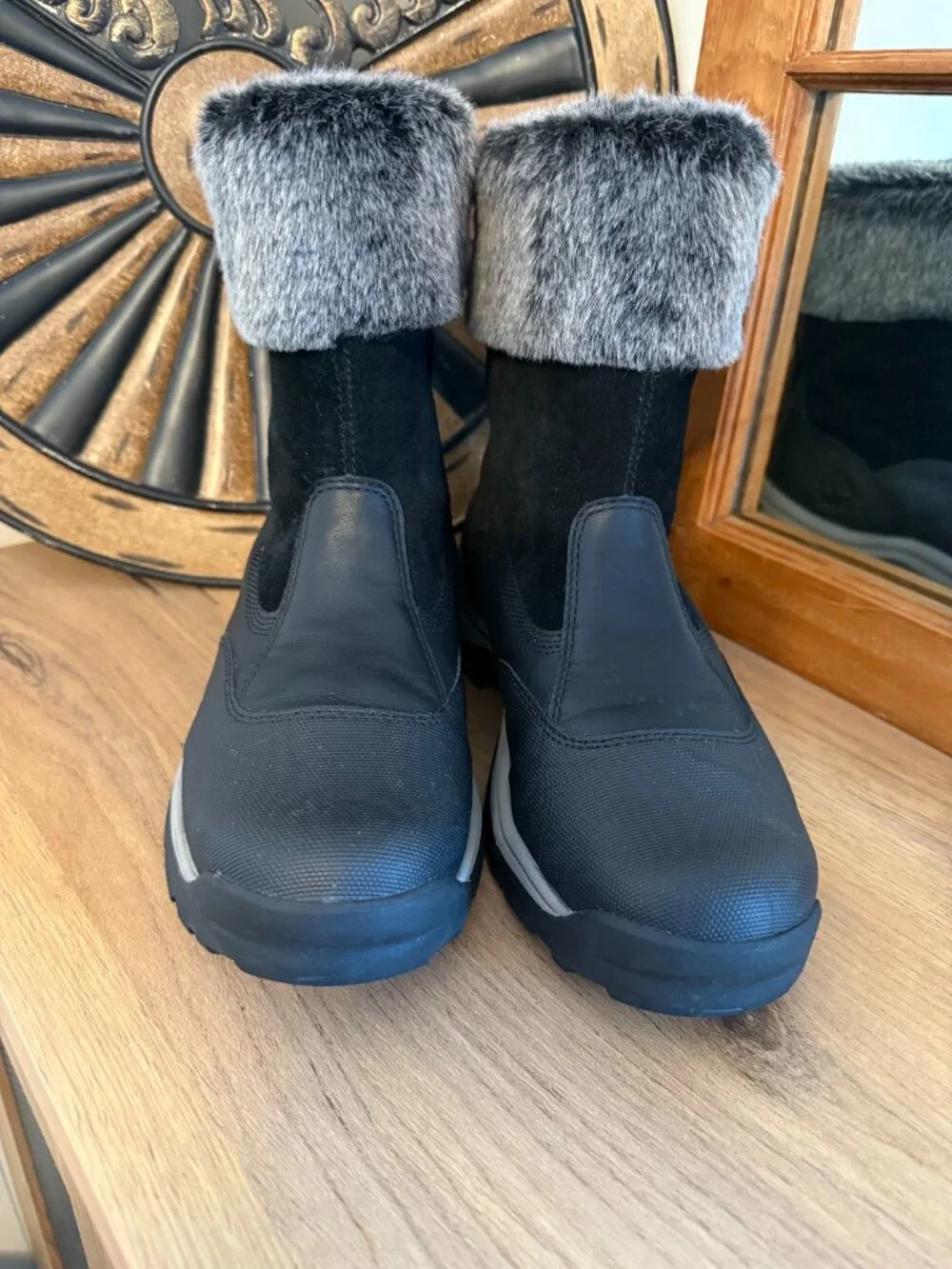 Timberland White Ledge Women's Snow Boots, Waterproof Black & Grey - 9.5USA